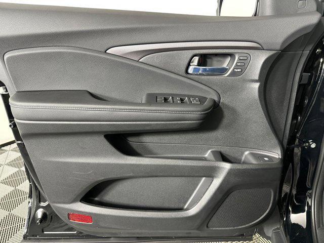 new 2025 Honda Ridgeline car, priced at $41,721