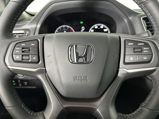 new 2025 Honda Ridgeline car, priced at $40,082