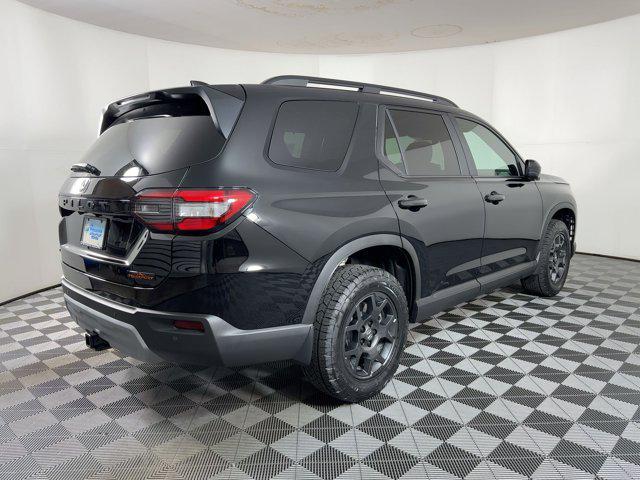 new 2025 Honda Pilot car, priced at $47,831