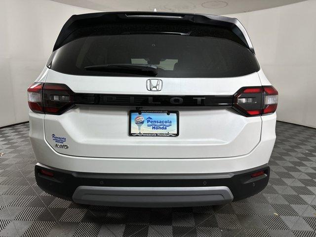 new 2025 Honda Pilot car, priced at $46,841