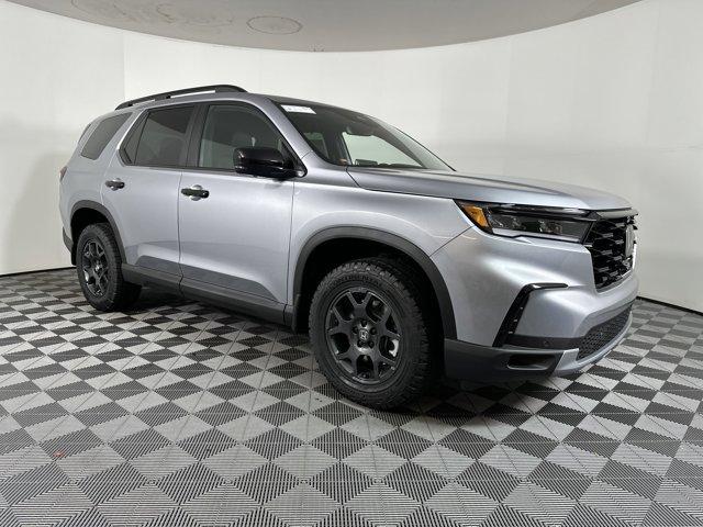 new 2025 Honda Pilot car, priced at $48,811