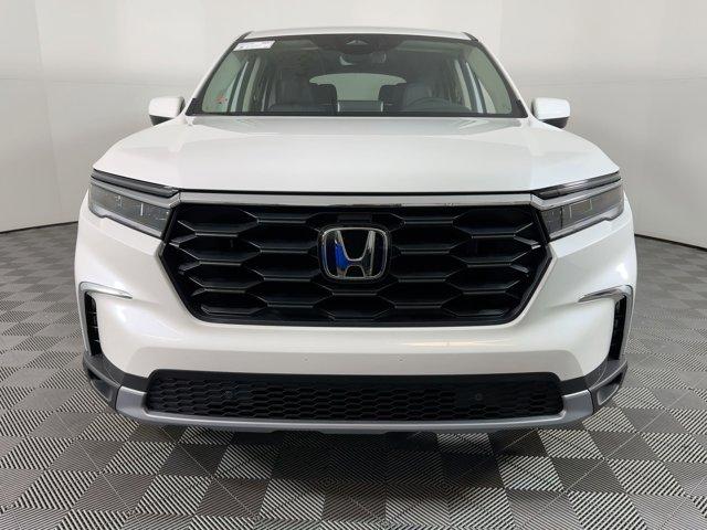 new 2025 Honda Pilot car, priced at $42,721