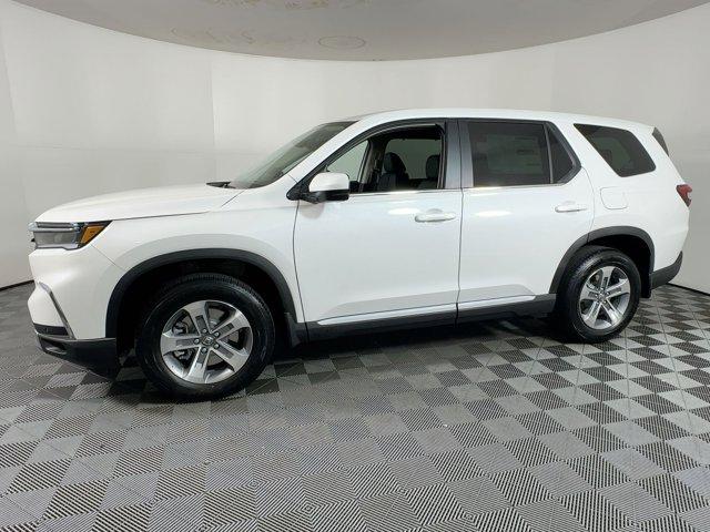 new 2025 Honda Pilot car, priced at $42,721