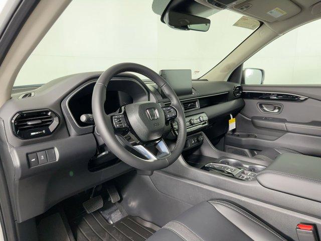 new 2025 Honda Pilot car, priced at $42,721