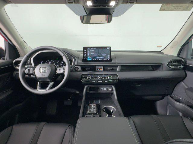 new 2025 Honda Pilot car, priced at $47,701