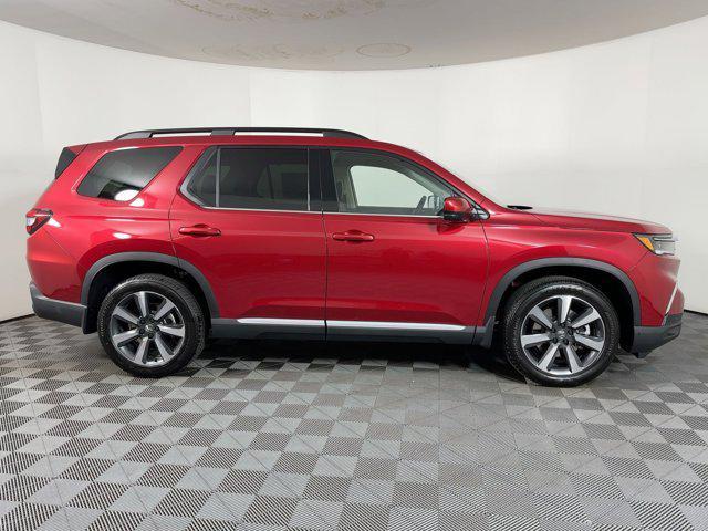 new 2025 Honda Pilot car, priced at $47,701