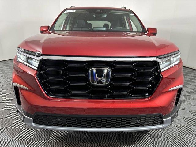 new 2025 Honda Pilot car, priced at $50,451