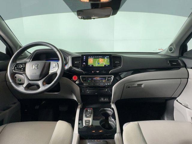 used 2022 Honda Pilot car, priced at $32,499