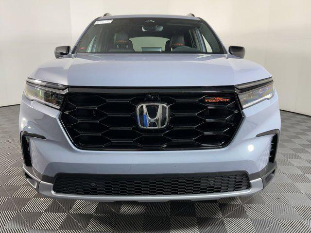 new 2025 Honda Pilot car, priced at $48,611