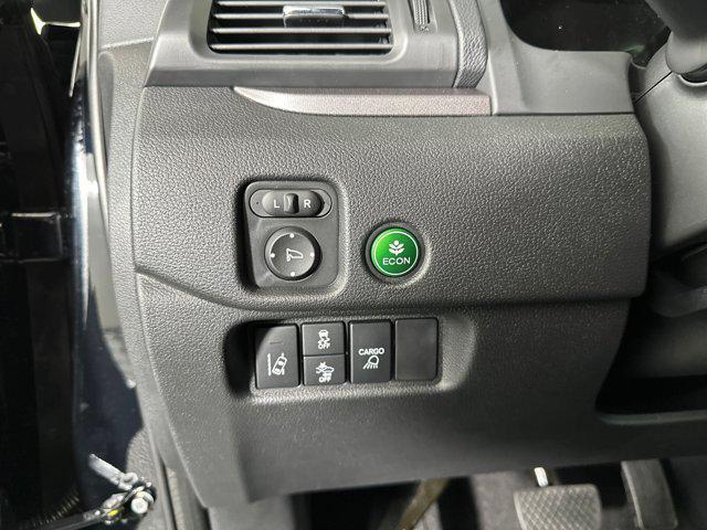 new 2025 Honda Ridgeline car, priced at $41,951