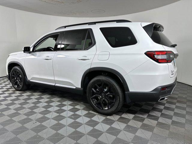 new 2025 Honda Pilot car, priced at $49,082
