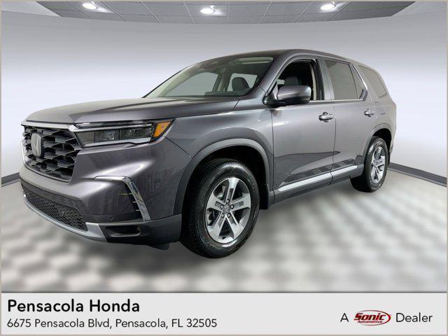 new 2025 Honda Pilot car, priced at $42,841