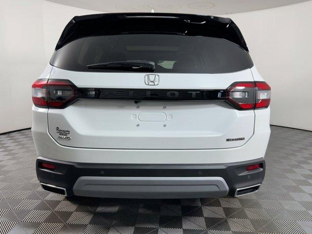 new 2025 Honda Pilot car, priced at $49,161