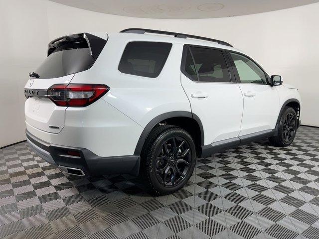 new 2025 Honda Pilot car, priced at $49,161