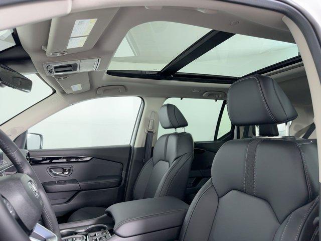 new 2025 Honda Pilot car, priced at $49,161