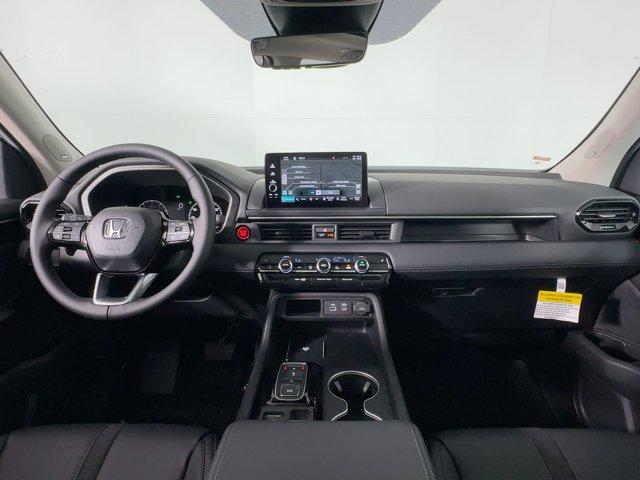 new 2025 Honda Pilot car, priced at $49,161