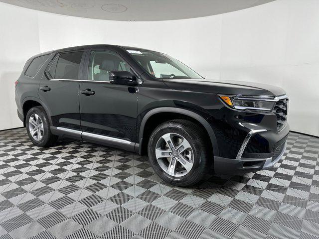 new 2025 Honda Pilot car, priced at $42,841