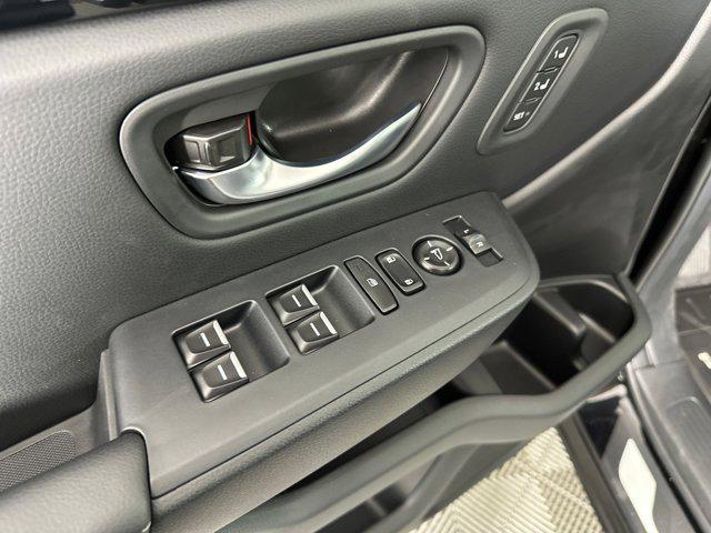 new 2025 Honda Pilot car, priced at $42,841