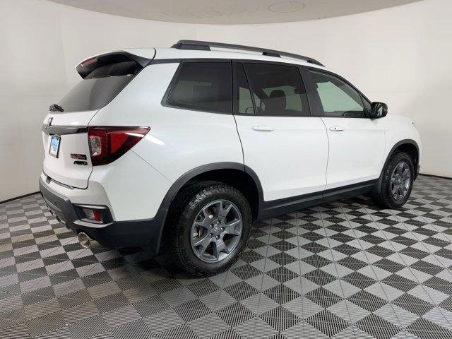 used 2025 Honda Passport car, priced at $38,497
