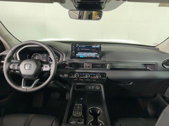new 2025 Honda Pilot car, priced at $42,841
