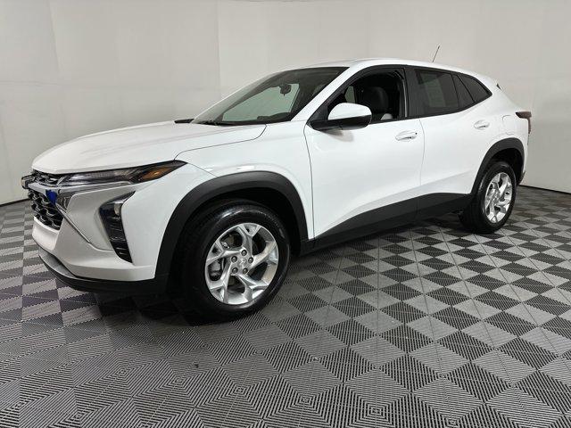 used 2024 Chevrolet Trax car, priced at $21,499