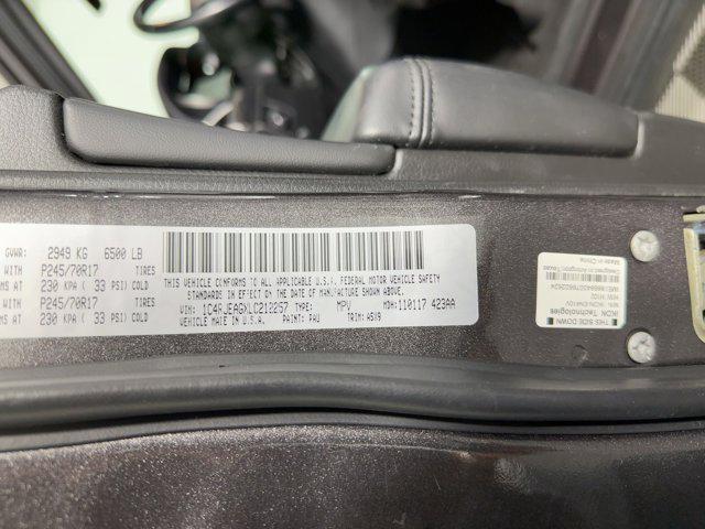 used 2020 Jeep Grand Cherokee car, priced at $17,999