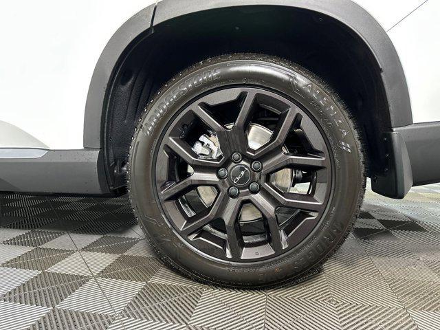 new 2025 Honda Pilot car, priced at $49,161