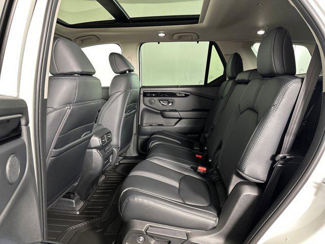 new 2025 Honda Pilot car, priced at $49,161