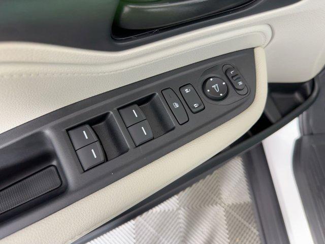 new 2026 Honda Odyssey car, priced at $44,771