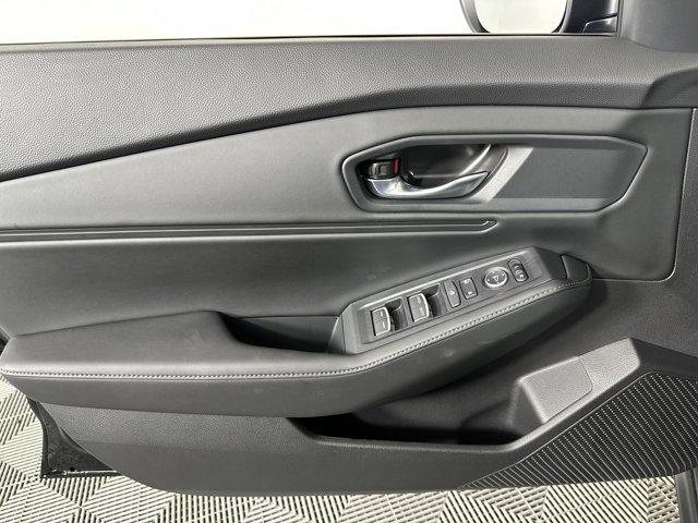 new 2025 Honda Accord Hybrid car, priced at $33,231