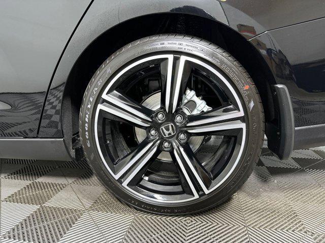 new 2025 Honda Accord Hybrid car, priced at $33,231