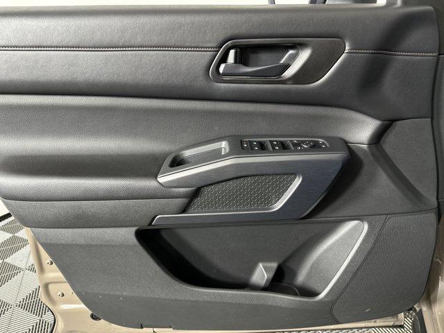 used 2023 Nissan Pathfinder car, priced at $31,999
