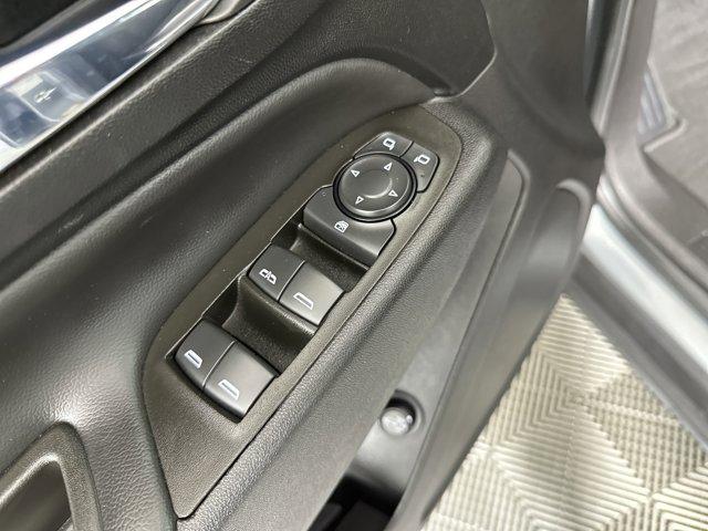 used 2024 Chevrolet Equinox car, priced at $21,999