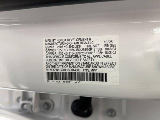 new 2025 Honda Pilot car, priced at $42,721