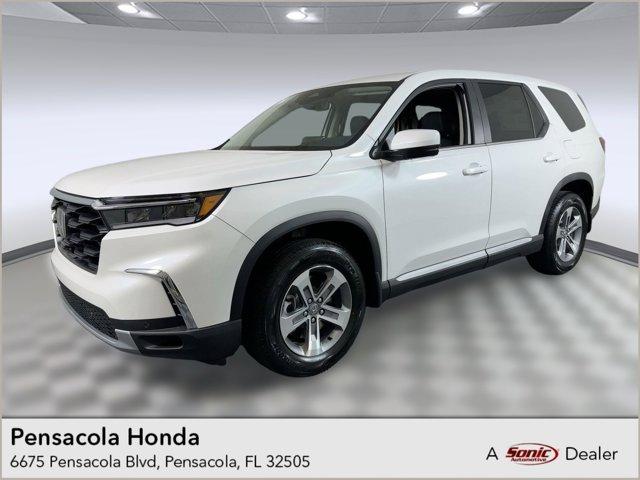 new 2025 Honda Pilot car, priced at $42,721