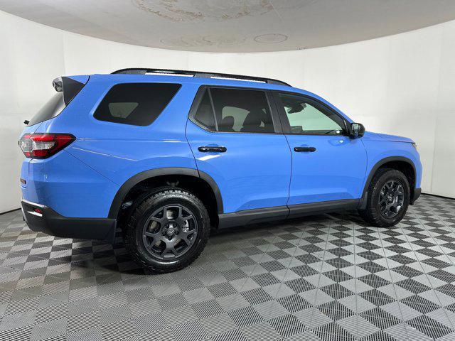 new 2025 Honda Pilot car, priced at $49,711