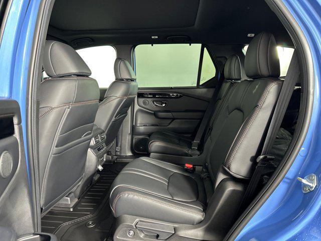 new 2025 Honda Pilot car, priced at $49,711