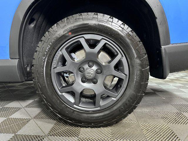 new 2025 Honda Pilot car, priced at $49,711
