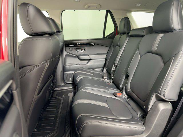 new 2025 Honda Pilot car, priced at $42,721