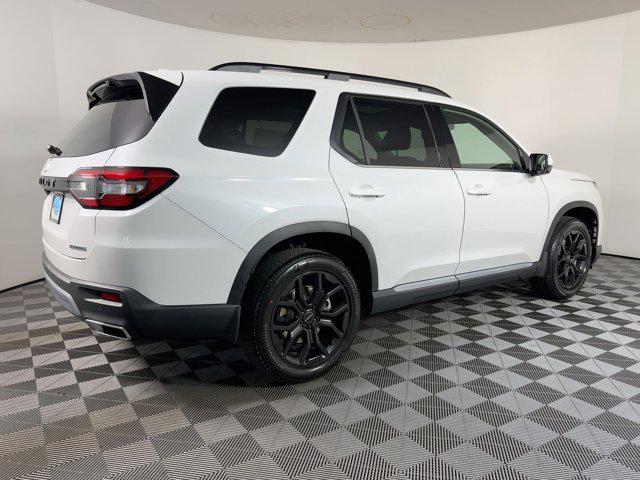 new 2025 Honda Pilot car, priced at $49,161