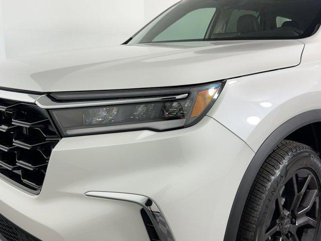 new 2025 Honda Pilot car, priced at $49,161