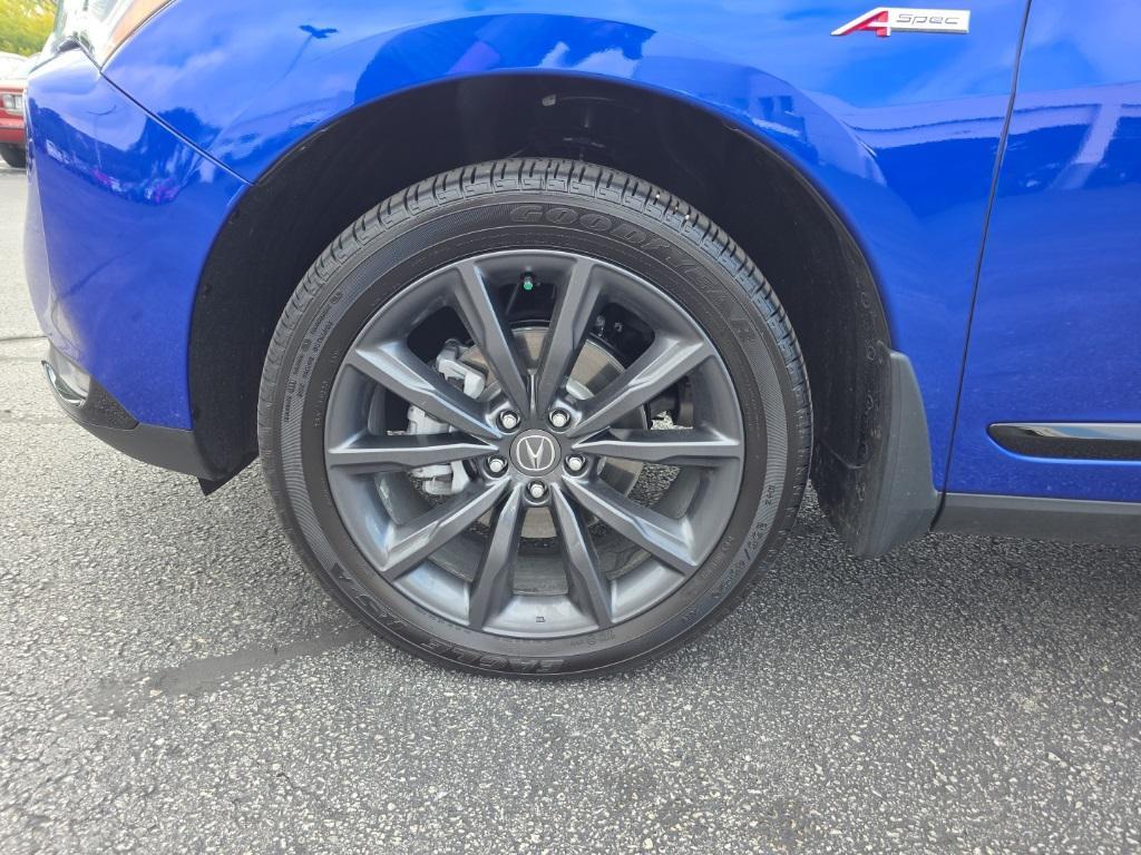 used 2025 Acura RDX car, priced at $44,900