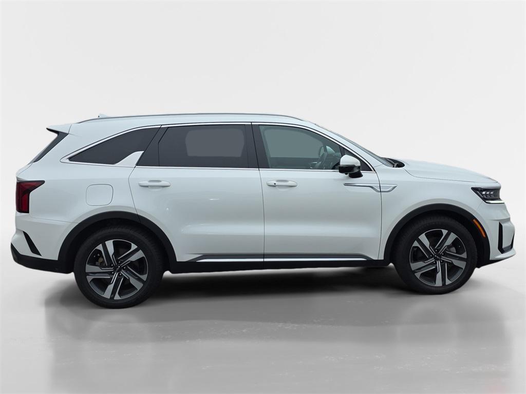 used 2023 Kia Sorento Plug-In Hybrid car, priced at $29,650