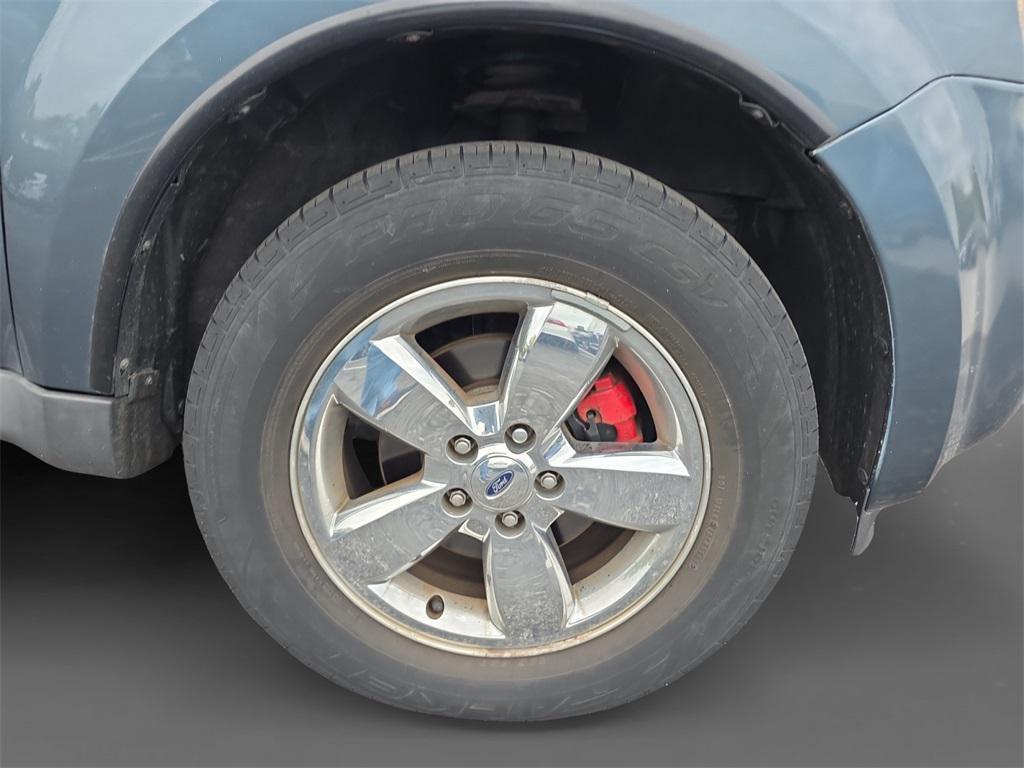 used 2011 Ford Escape car, priced at $7,500