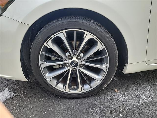 used 2019 Kia Cadenza car, priced at $17,000