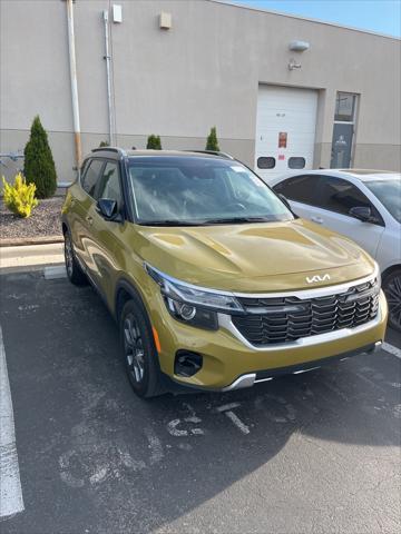 used 2024 Kia Seltos car, priced at $22,999