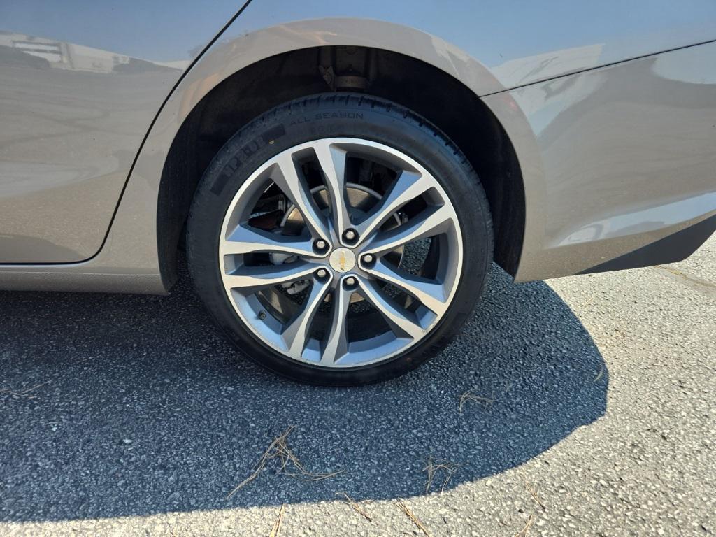 used 2024 Chevrolet Malibu car, priced at $22,900