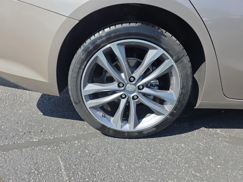 used 2024 Chevrolet Malibu car, priced at $22,900