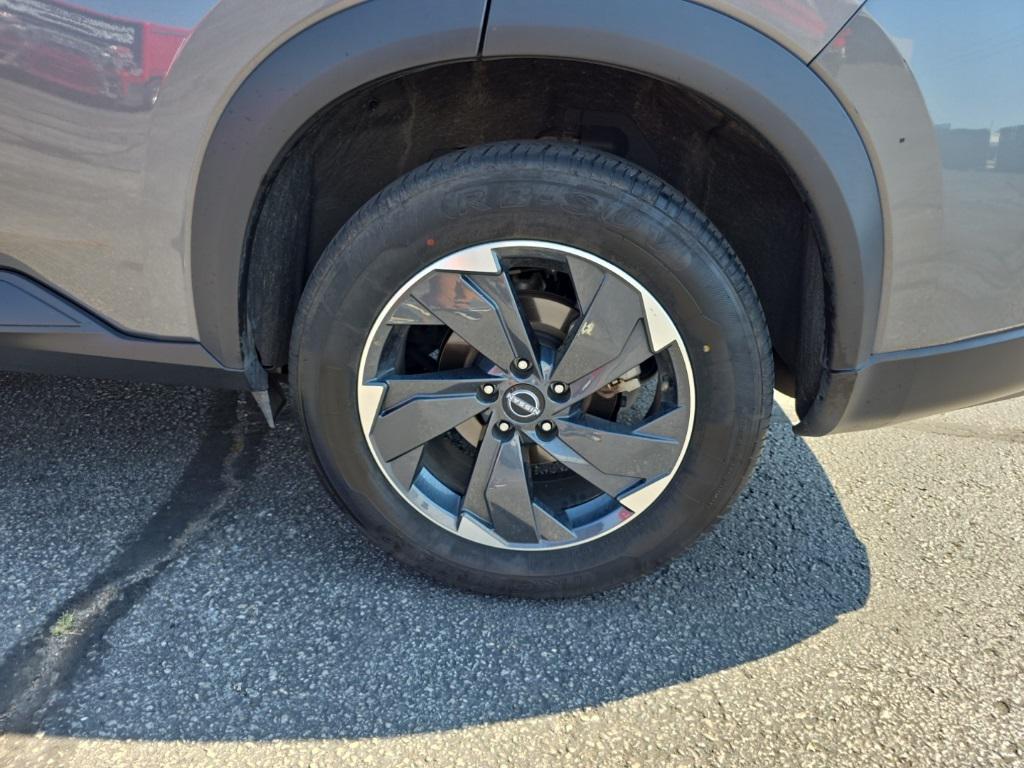 used 2024 Nissan Rogue car, priced at $21,411
