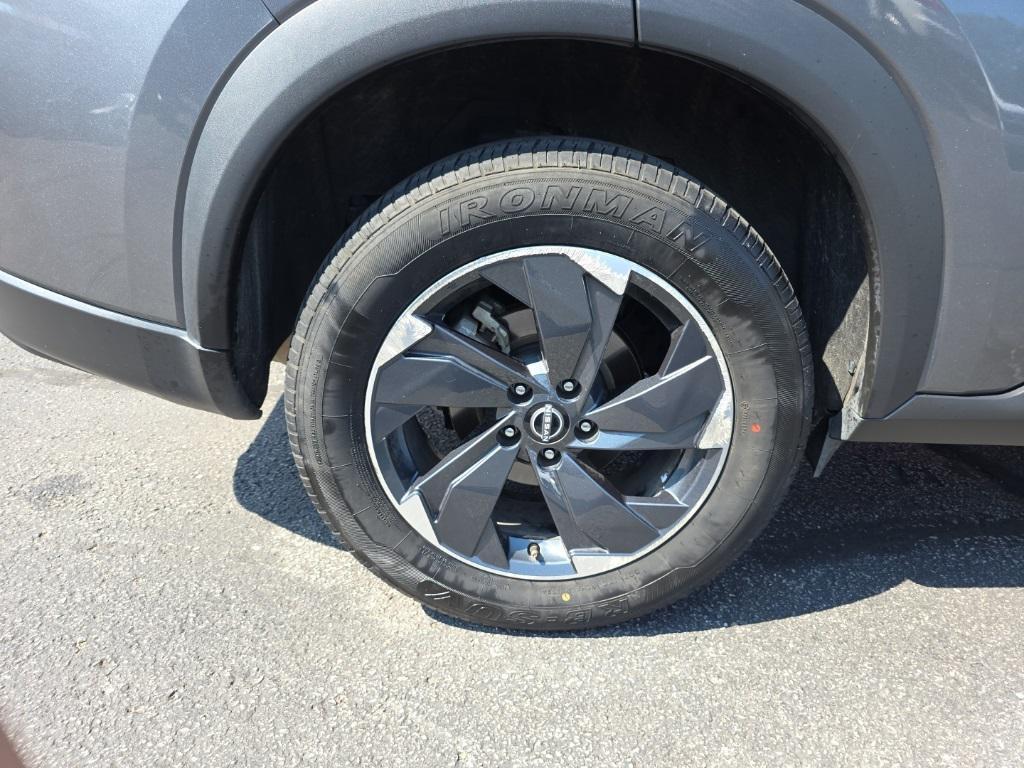 used 2024 Nissan Rogue car, priced at $21,411